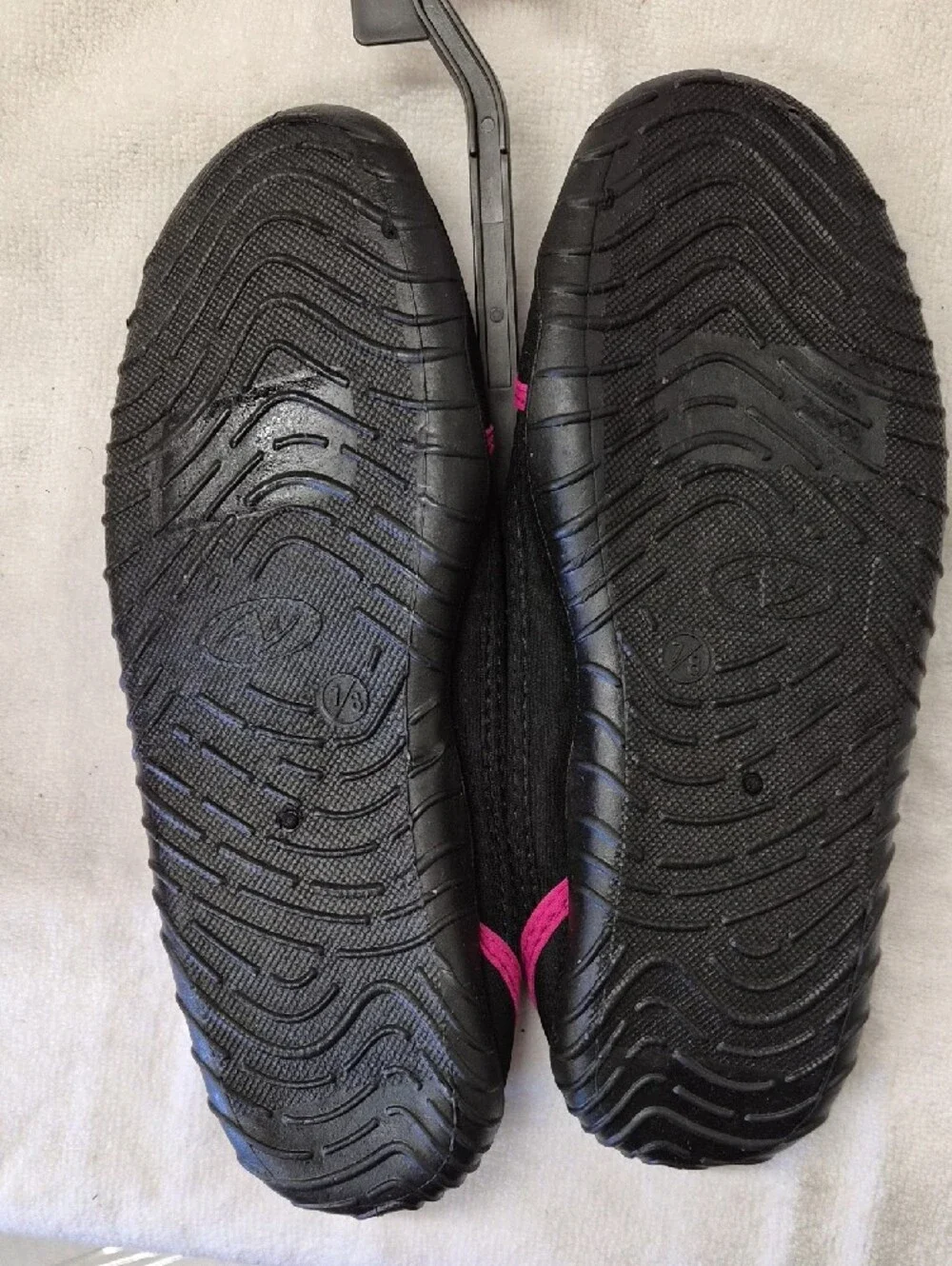 Athletic Works Black and Pink Women's Mesh Water Shoes Size 7-8